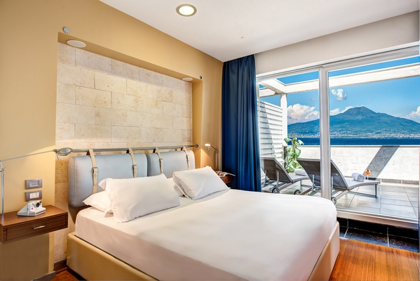Suite terraza vista mar Towers Hotel Stabiae Sorrento Coast Castellammare di Stabia Suite terraza vista mar Towers Hotel Stabiae Sorrento Coast Castellammare di Stabia