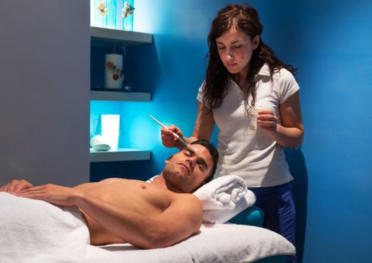FACIAL TREATMENTS Towers Hotel Stabiae Sorrento Coast Castellammare di Stabia FACIAL TREATMENTS Towers Hotel Stabiae Sorrento Coast Castellammare di Stabia