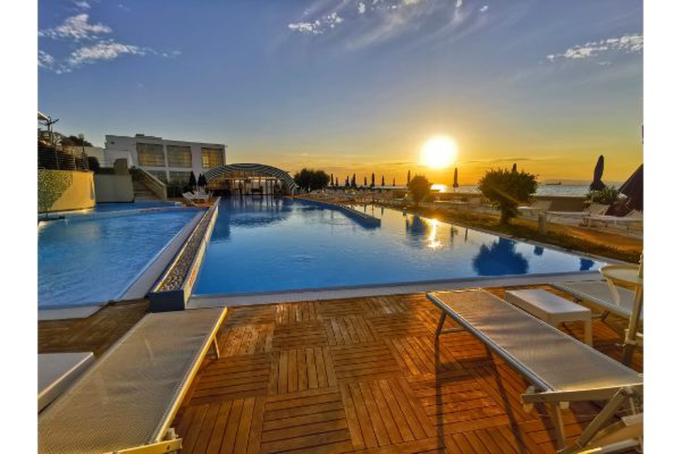 5 nights stay towers hotel stabiae sorrento coast castellammare di stabia 5 nights stay towers hotel stabiae sorrento coast castellammare di stabia
