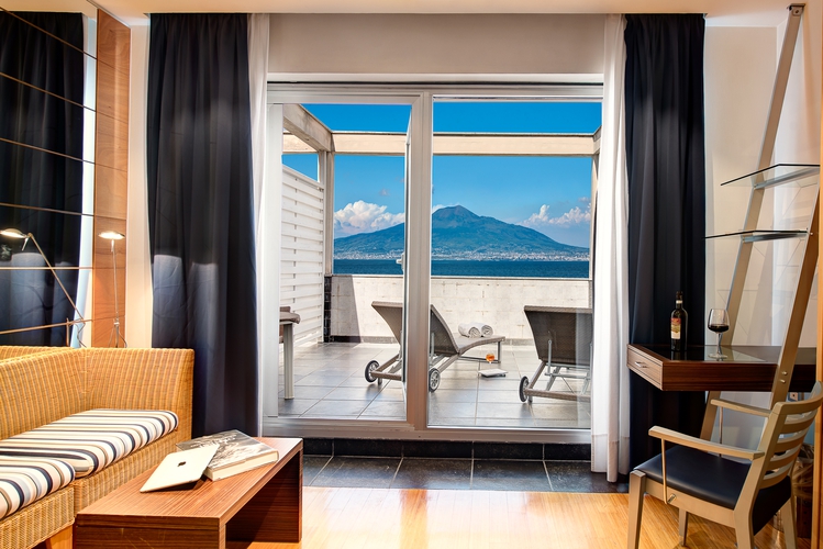 Camera vista mare deluxe con terrazza Towers Hotel Stabiae Sorrento Coast Castellammare di Stabia Camera vista mare deluxe con terrazza Towers Hotel Stabiae Sorrento Coast Castellammare di Stabia
