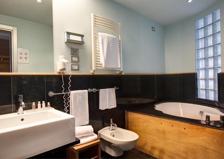 HABITACIÓN DOBLE VISTA MAR Towers Hotel Stabiae Sorrento Coast Castellammare di Stabia HABITACIÓN DOBLE VISTA MAR Towers Hotel Stabiae Sorrento Coast Castellammare di Stabia