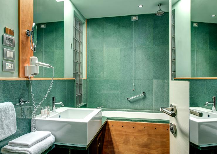 HABITACIÓN DOBLE VISTA PARCIAL MAR Towers Hotel Stabiae Sorrento Coast Castellammare di Stabia HABITACIÓN DOBLE VISTA PARCIAL MAR Towers Hotel Stabiae Sorrento Coast Castellammare di Stabia