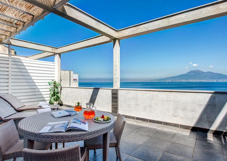 SUITE TERRAZA VISTA MAR Towers Hotel Stabiae Sorrento Coast Castellammare di Stabia SUITE TERRAZA VISTA MAR Towers Hotel Stabiae Sorrento Coast Castellammare di Stabia