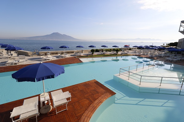 Outdoor swimming pool Towers Hotel Stabiae Sorrento Castellammare di Stabia