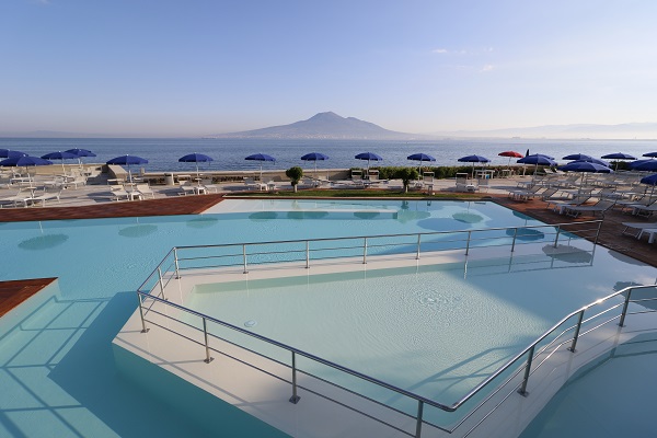 Outdoor swimming pool Towers Hotel Stabiae Sorrento Castellammare di Stabia